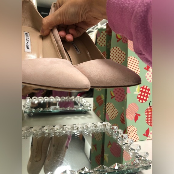 Manila blahnik Peach tan heels 💕💕 - Picture 8 of 12